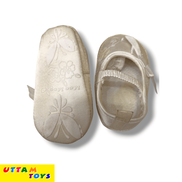 Mee Mee Baby Shoe for New Born Baby Infant Booty - White