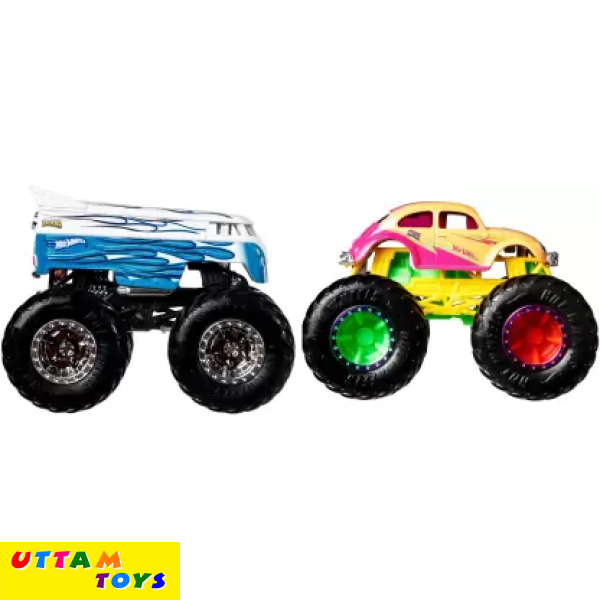 HOT WHEELS Monster Trucks Demolition Doubles 1:64 Scale,2 Monster Trucks (Multicolor)